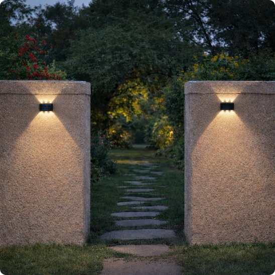 applique exterieur solaire solarled éclairant une entrée de jardin