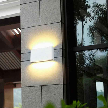 applique murale exterieur luminaled blanche 12W sur façade