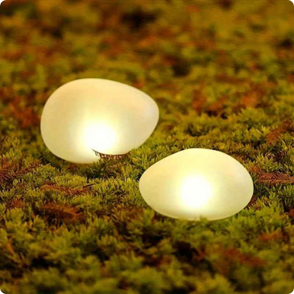 éclairage extérieur solaire roche lumineuse vu de près