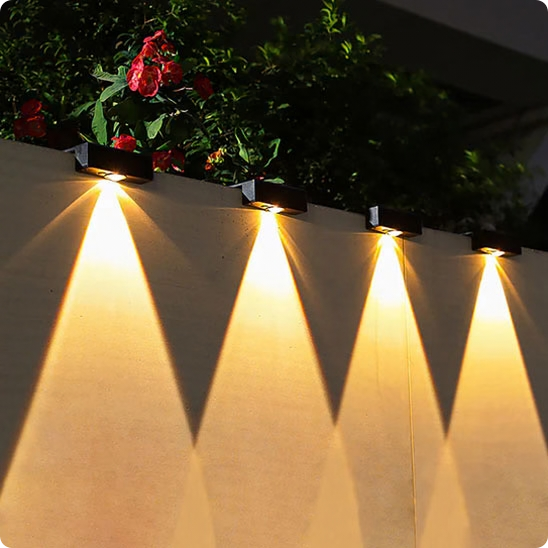 Eclairage exterieur solaire SolarWall éclairant un mur