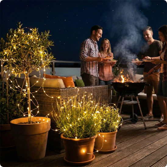 guirlande lumineuse exterieur Comète décorant une plante