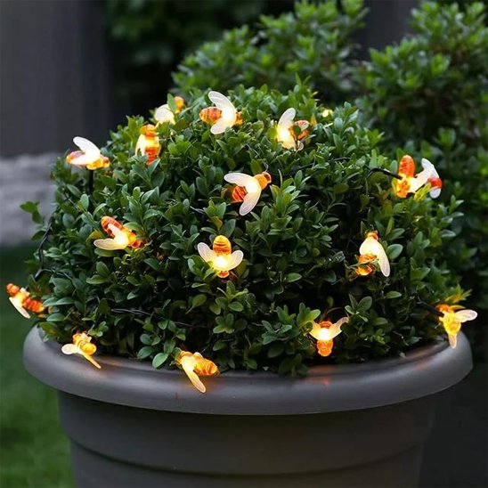 Guirlande lumineuse solaire extérieur dans un pot