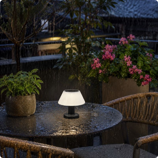 Lampe de table exterieur Solys résistant à la pluie
