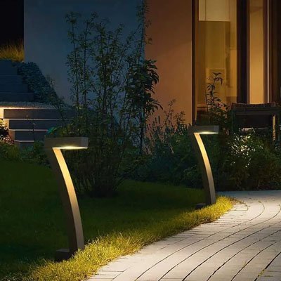 Lampe solaire exterieur | EcoLumina - Jardin d'Illuminé