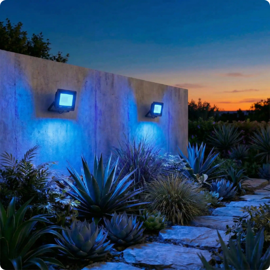 Projecteur exterieur led Alkaïd éclairant en bleu