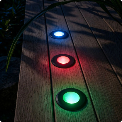 spot encastrable pour exterieur Sagittaire RVB noir encastré dans terrasse