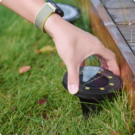 Spot solaire extérieur Splash à planter dans le sol
